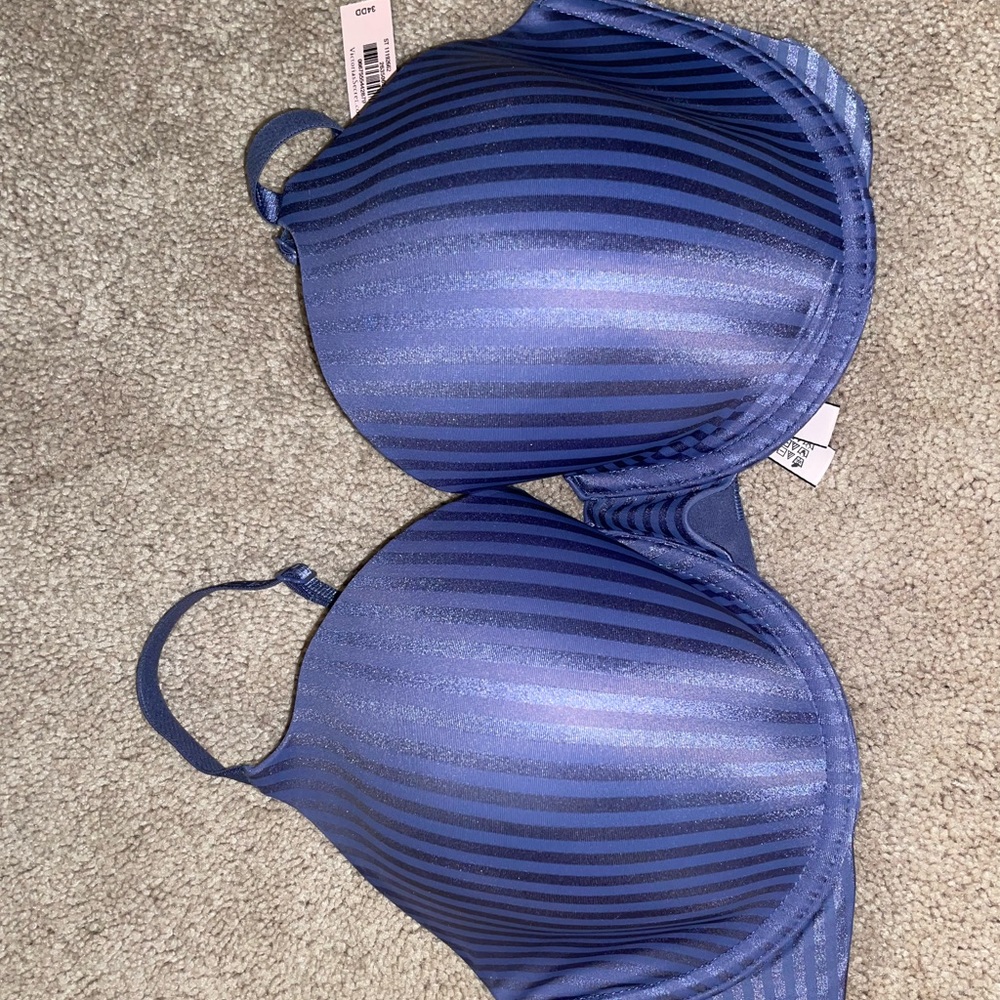 34 DD Victoria secret unlined perfect shape bra